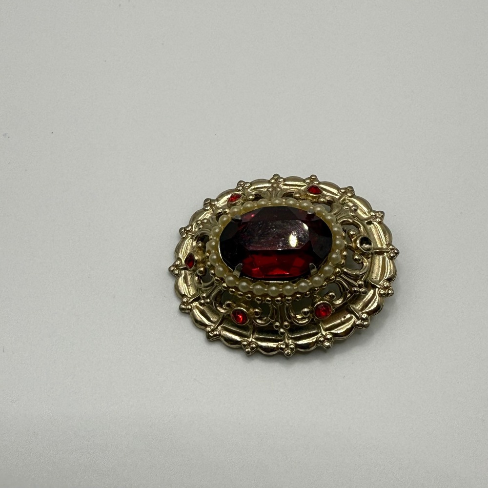 Vintage Coro Ruby Red Glass Faux Pearl Gold Tone Filigree Oval Brooch Pin